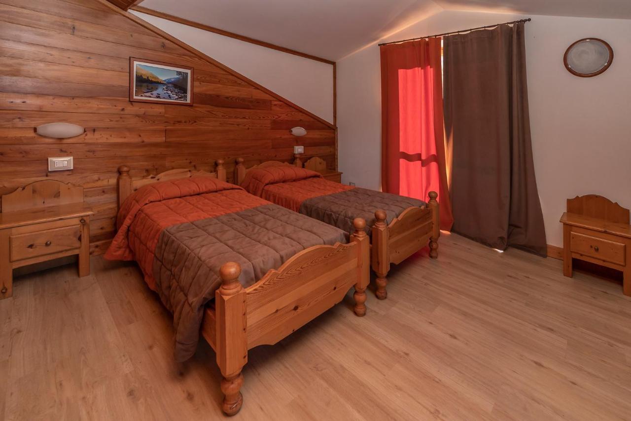 Hotel Stella Alpina Oulx Exterior photo
